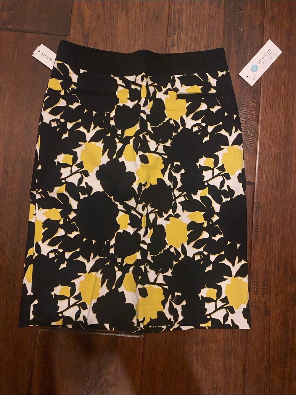 Margaret M Black & Yellow Floral Pencil Skirt